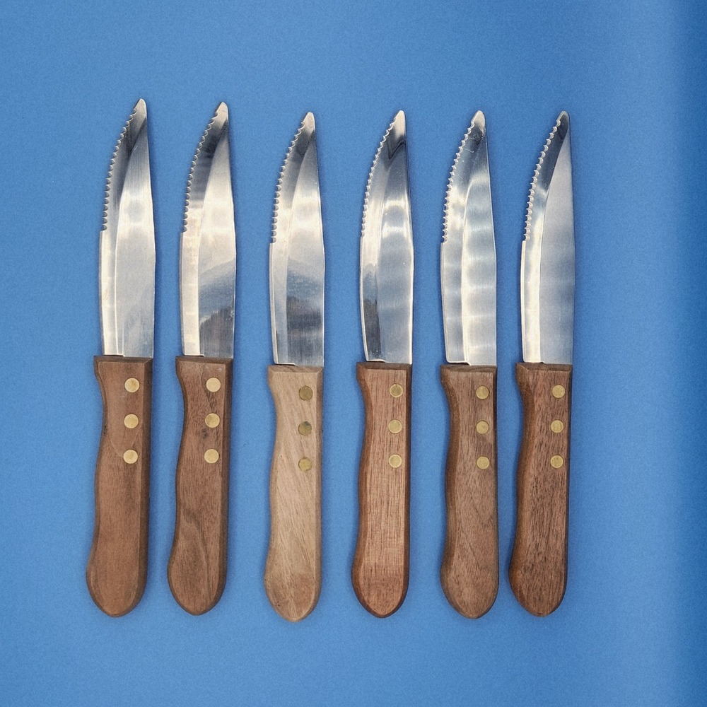 Wooden Handle Jumbo Serrated Steak Knives unbranded - set of eleven